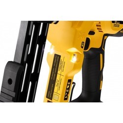 Строительный степлер DeWALT DCFS950P2