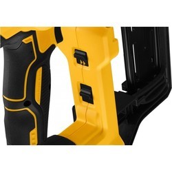 Строительный степлер DeWALT DCFS950P2