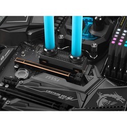 SSD Corsair CSSD-F4000GBMP600PHXT