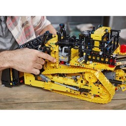 Конструктор Lego App-Controlled Cat D11 Bulldozer 42131
