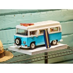 Конструктор Lego Volkswagen T2 Camper Van 10279