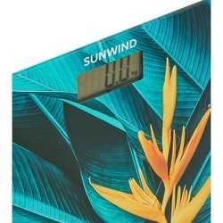 Весы Sunwind SSB055