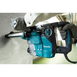 Перфоратор Makita HR3011FCJ