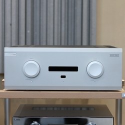 Усилитель Musical Fidelity M8XI