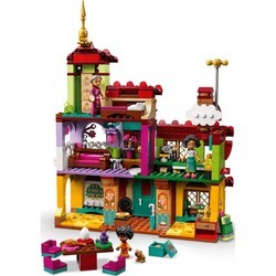 Конструктор Lego The Madrigal House 43202