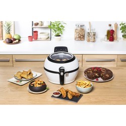 Фритюрница Tefal ActiFry Genius FZ 760