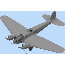 Сборная модель ICM He 111H-3 (1:48)