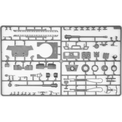 Сборная модель ICM Pz.Kpfw.VI Ausf.B (1:35)