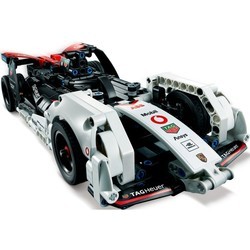 Конструктор Lego Formula E Porsche 99X Electric 42137