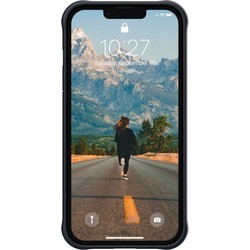Чехол UAG DOT with MagSafe for iPhone 13