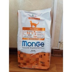 Корм для кошек Monge Speciality Line Monoprotein Sterilised Duck 10 kg