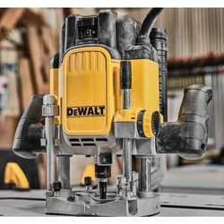 Фрезеры DeWALT DWE625