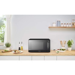 Микроволновые печи Panasonic NN-GT46KBSUG