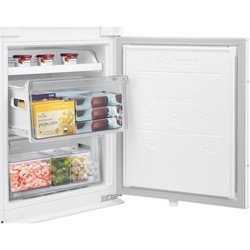 Встраиваемые холодильники Samsung BRB30703EWW