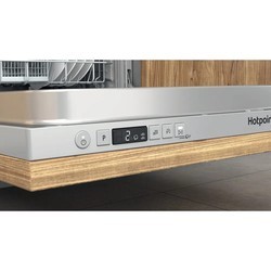 Встраиваемые посудомоечные машины Hotpoint-Ariston HIC 3C33 CWE