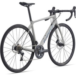Велосипеды Giant TCR Advanced 1 Disc 2021 frame M/L