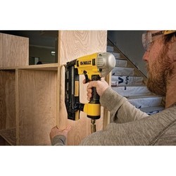 Строительные степлеры DeWALT DPN1664PP