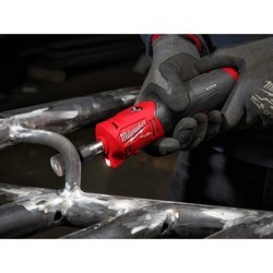 Шлифовальные машины Milwaukee M12 FDGS-422B