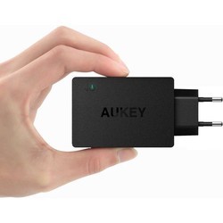 Зарядки для гаджетов AUKEY PA-T14