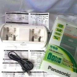 Зарядки аккумуляторных батареек Panasonic Universal Charger BQ-CC15