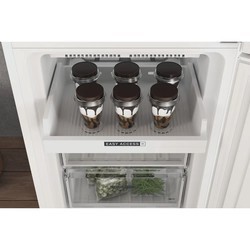 Холодильники Whirlpool W7X 93A W
