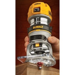 Фрезеры DeWALT D26200 110V