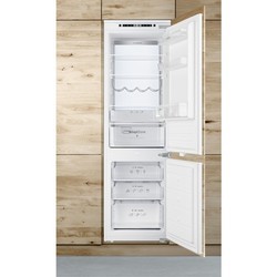 Встраиваемые холодильники Amica BK 34059.6 DFZOL