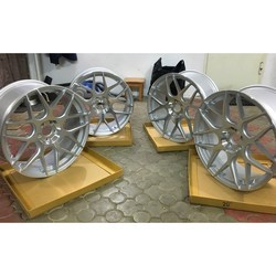 Диски Japan Racing JR18 10.5x18/5x108 ET13 DIA74.1