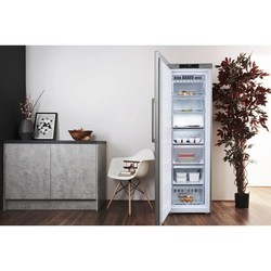 Морозильные камеры Hotpoint-Ariston UH8 F1C G UK 1