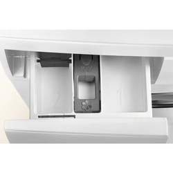 Стиральные машины Electrolux PerfectCare 600 EW6SN347SP