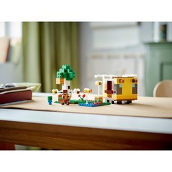 Конструкторы Lego The Bee Cottage 21241