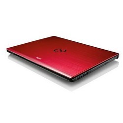 Ноутбуки Fujitsu AH552MPZG5