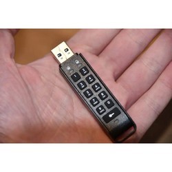 USB-флешки iStorage datAshur Personal2 32Gb