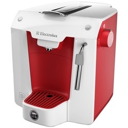 Кофеварки и кофемашины Electrolux ELM5100
