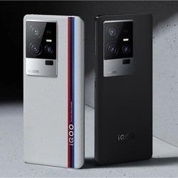 Мобильные телефоны Vivo iQOO 11 512GB
