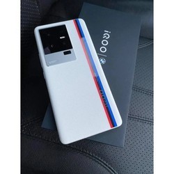 Мобильные телефоны Vivo iQOO 11 Pro 256GB/8GB