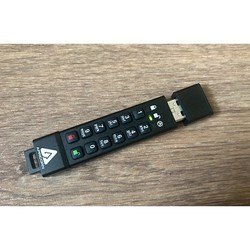 USB-флешки Apricorn Aegis Secure Key 3Z 16Gb