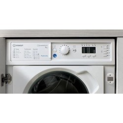 Встраиваемые стиральные машины Indesit BI WMIL 91484 UK