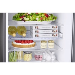 Холодильники Samsung BeSpoke RB38A6B6239/UA