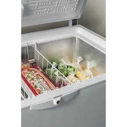 Морозильные камеры Hotpoint-Ariston CS1A 300 H FA 1