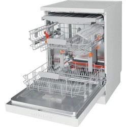 Посудомоечные машины Hotpoint-Ariston HFC 3C32 FW UK