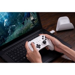 Игровые манипуляторы 8BitDo Ultimate Controller with Charging Dock