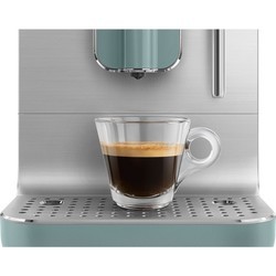 Кофеварки и кофемашины Smeg BCC02EGMEU