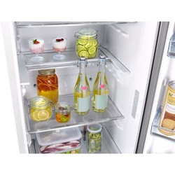 Холодильники Samsung RR39M7140WW