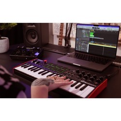 MIDI-клавиатуры Akai MPK Mini Plus