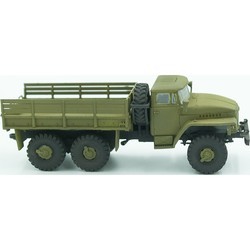 Сборные модели (моделирование) ICM Ural-375D (1:72)
