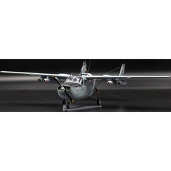 Сборные модели (моделирование) ICM Cessna O-2A Skymaster (1:48)