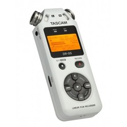 Диктофон Tascam DR-05