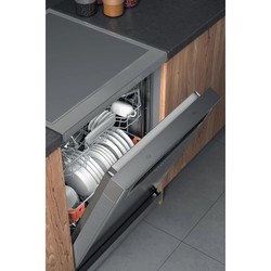 Посудомоечные машины Hotpoint-Ariston HFO 3T241 WFG X нержавейка