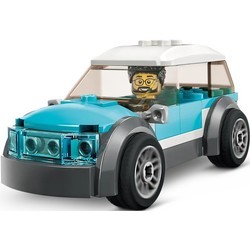 Конструкторы Lego Family House and Electric Car 60398